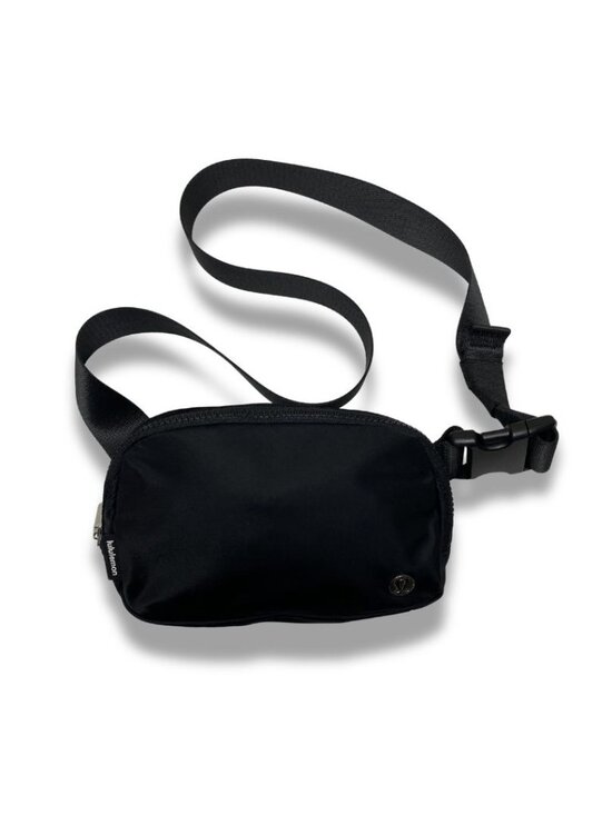 lululemon athletica Handbags - Lululemon Black Everywhere Belt Bag